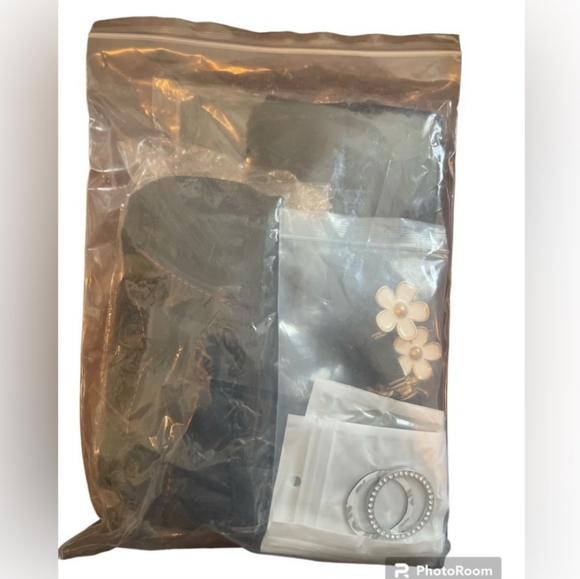 12Pcs Black car accessory set! - Picture 7 of 8